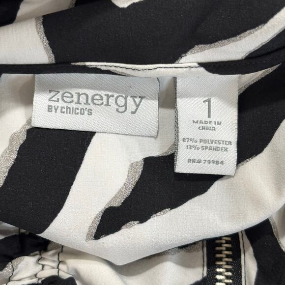 Chico’s Size 1 (M) Zenergy Black White Zebra Print Lightweight Jacket - Picture 2 of 5